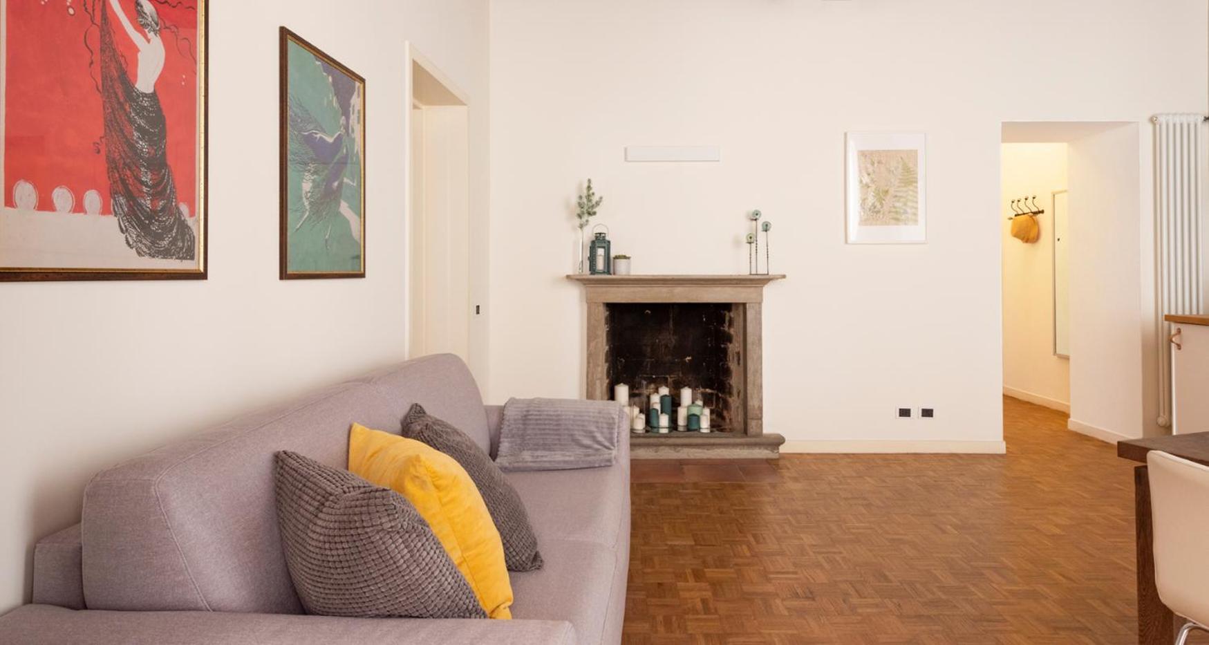 Charming Joivy Flat Next To Duomo Di Como Bagian luar foto
