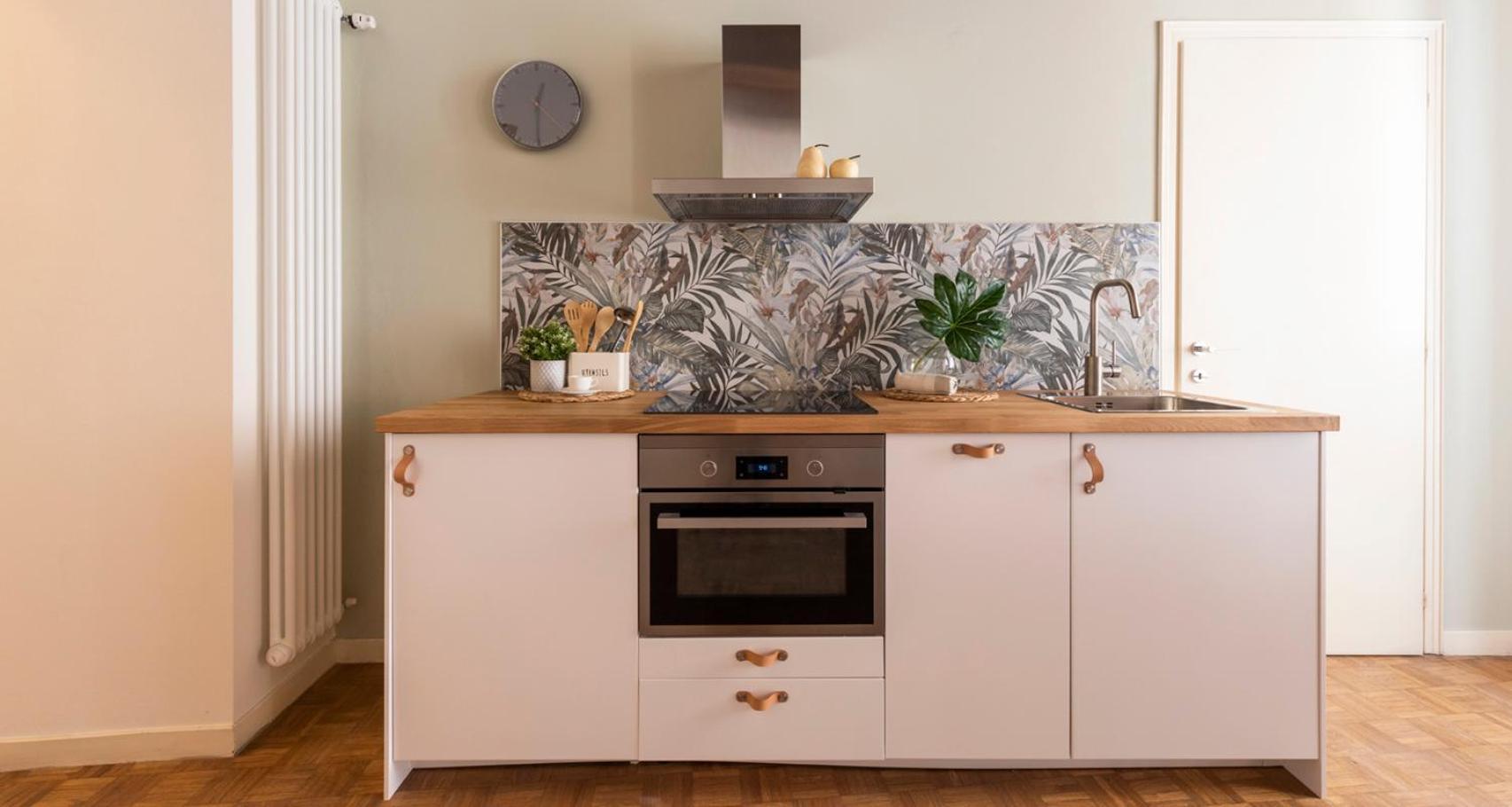 Charming Joivy Flat Next To Duomo Di Como Bagian luar foto